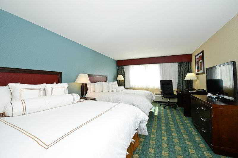 Causeway Bay Hotel Lansing Room photo
